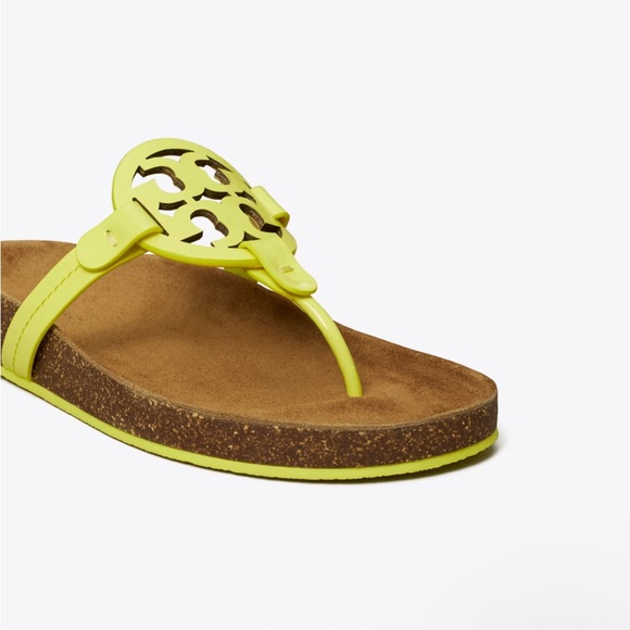 New Tory Burch Miller Cloud Calfskin Medallion Thong Sandals - Picture 10 of 10